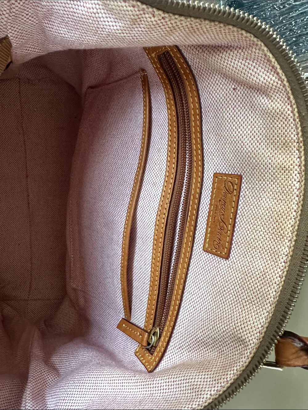 Dooney & Bourke Pebbled Leather DILLEN Double Pocket Satchel Handbag Beige